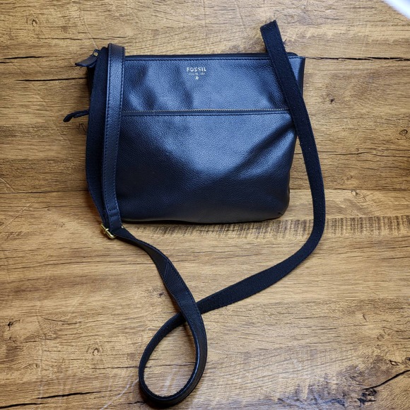 Fossil Bags Fossil Black Leather Gold Hardware Crossbody Purse Bag